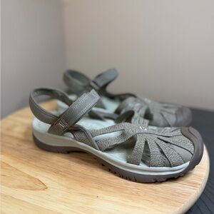 Keen women’s Rose Sandals